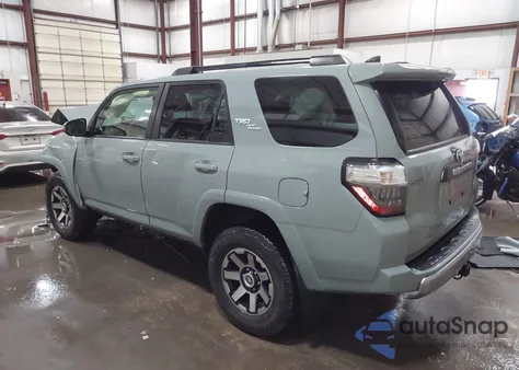 2022 Toyota 4Runner Trd Off Road из США, поврежденный, VIN JTEPU5JR0N6083314